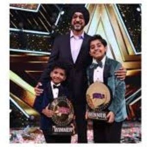 Meet your Posher, Phoebe